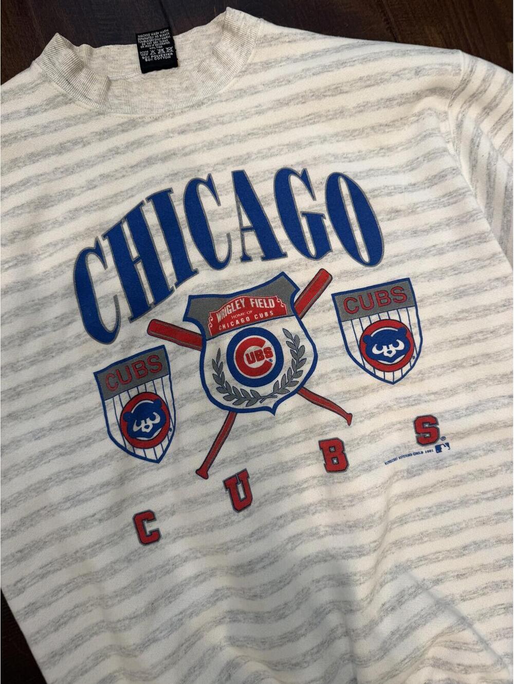 Vintage 90s Chicago Cubs Wrigley Field Sweatshirt H.L. Miller Gold USA - Picture 2 of 7